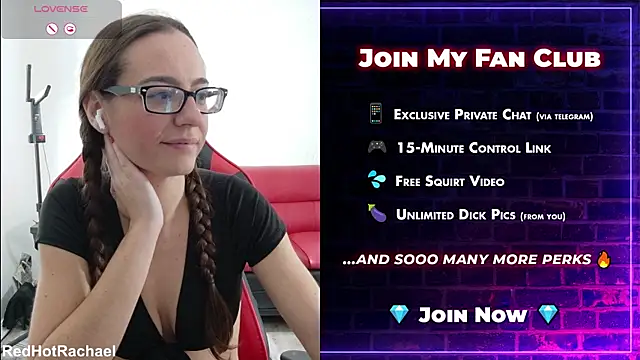 RedHotRachael online show from December 3, 4:27 pm