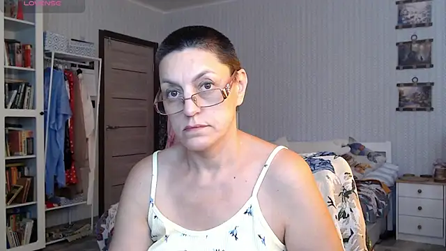 Soffya Soy online show from June 8, 1:44 pm