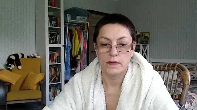 Snapshot of Soffya_Soy chatting on June 30, 9:10 am Soffya Soy online show from June 30, 9:10 am