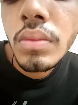 Snapshot of vas02vir chatting on February 1, 4:14 am vas02vir online show from February 1, 4:14 am