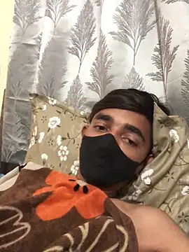 Snapshot of vas02vir chatting on February 23, 2:51 am vas02vir online show from February 23, 2:51 am