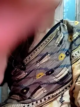 Snapshot of cute_IndianBabe chatting on October 9, 1:20 pm cute IndianBabe online show from October 9, 1:20 pm