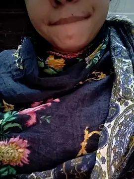 Snapshot of cute_IndianBabe chatting on November 30, 10:36 pm cute IndianBabe online show from November 30, 10:36 pm