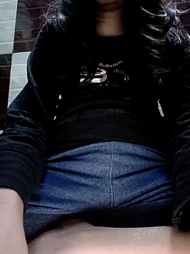 Snapshot of cute_IndianBabe chatting on December 14, 12:49 am cute IndianBabe online show from December 14, 12:49 am