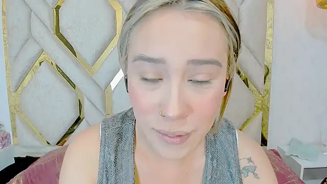 Lannajansen online show from February 8, 1:33 pm