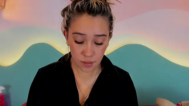 Lannajansen online show from February 28, 1:45 pm