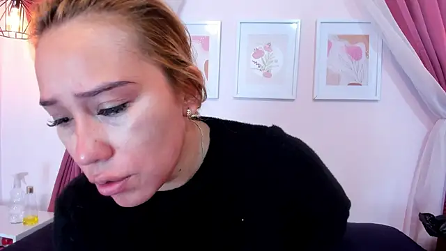 Lannajansen online show from April 24, 2:08 pm