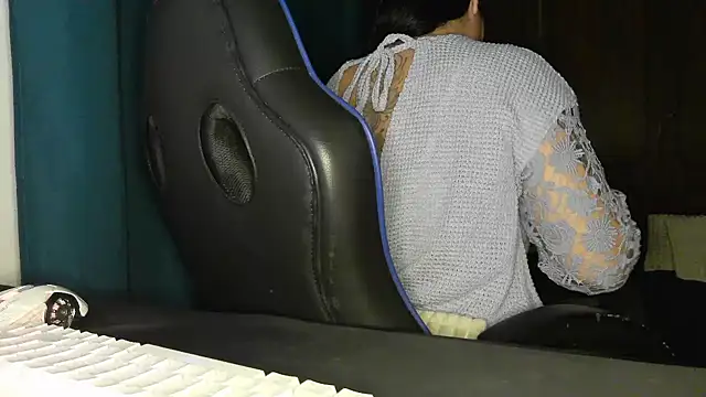 bunnyfox420 online show from November 22, 7:24 pm