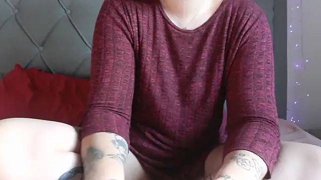 bunnyfox420 online show from April 24, 7:44 am