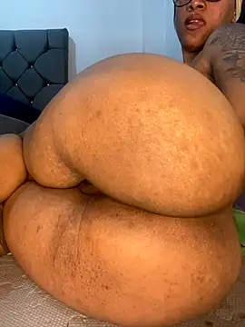 Charlotte bronxxx online show from October 12, 8:30 pm