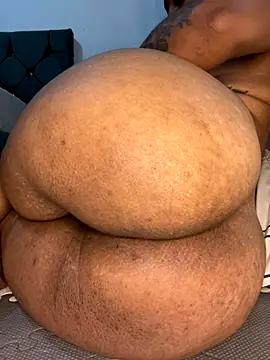 Charlotte bronxxx online show from December 5, 10:57 am