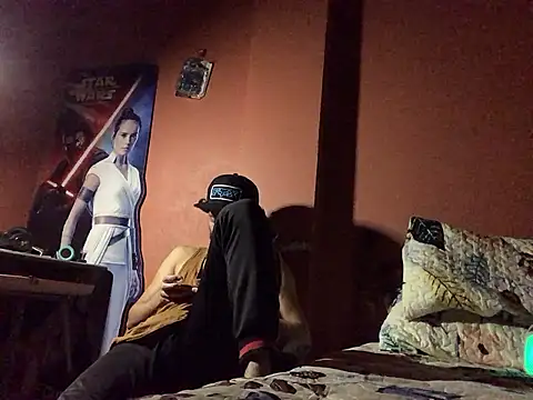 Snapshot of Nooneisthis chatting on February 15, 1:10 am Nooneisthis online show from February 15, 1:10 am