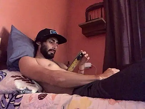 Snapshot of Nooneisthis chatting on March 3, 4:14 pm Nooneisthis online show from March 3, 4:14 pm