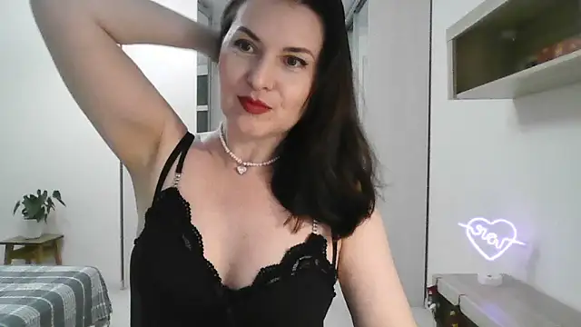 Victoria Glam online show from January 26, 5:02 pm