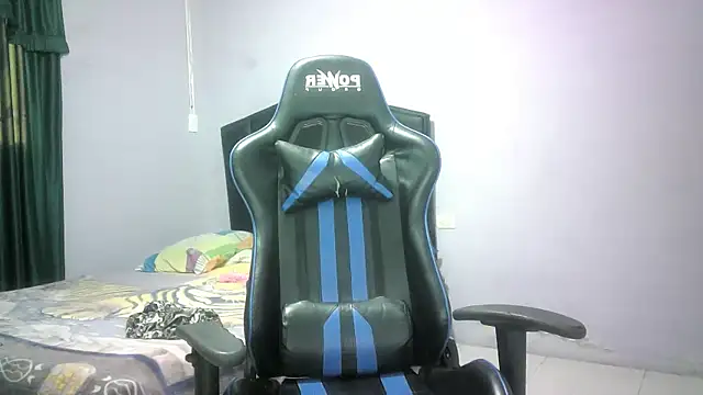 mariana0x online show from November 23, 6:19 pm