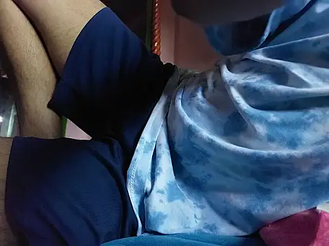 Snapshot of Extrembox5 chatting on September 14, 9:19 am Extrembox5 online show from September 14, 9:19 am