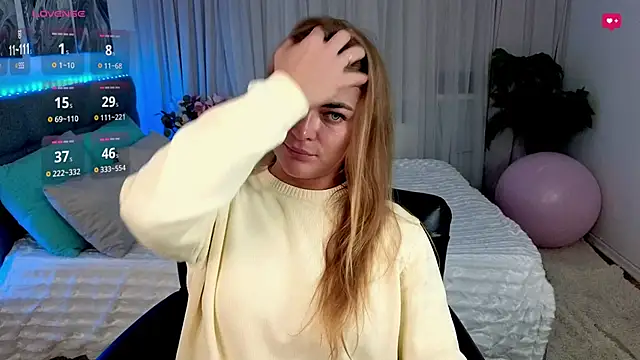 Snapshot of Donna_Sun chatting on February 7, 1:32 pm Donna Sun online show from February 7, 1:32 pm