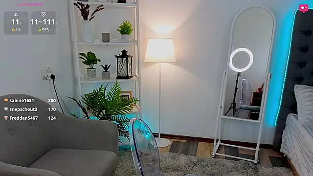 Snapshot of Donna_Sun chatting on February 21, 9:45 am Donna Sun online show from February 21, 9:45 am