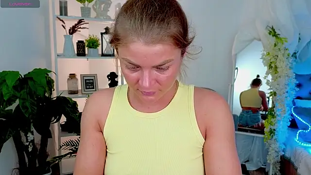 Snapshot of Donna_Sun chatting on March 7, 5:26 am Donna Sun online show from March 7, 5:26 am