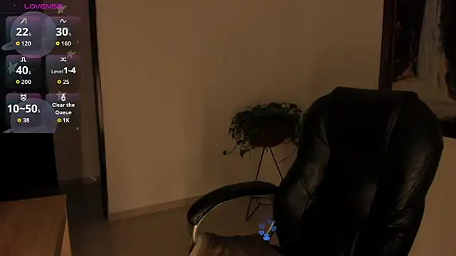 eilynxx online show from November 25, 12:10 am