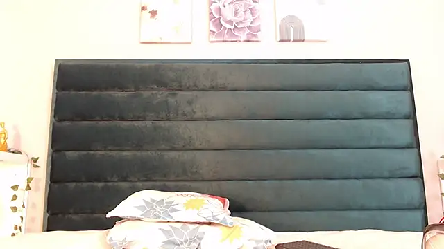 AmmyPike1 online show from October 10, 12:37 pm