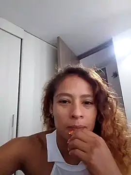 Zoedaniels online show from February 27, 3:15 pm