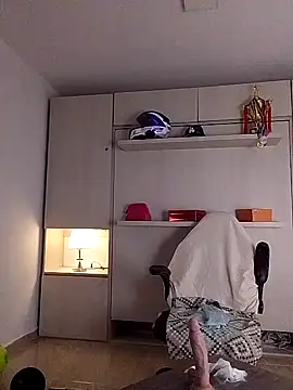 Zoedaniels online show from March 1, 11:58 pm