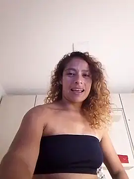 Zoedaniels online show from March 13, 11:49 pm