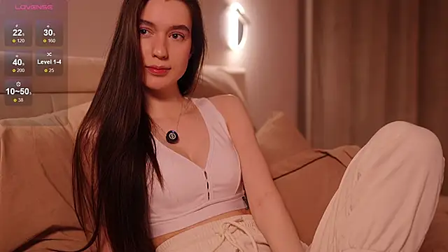 justbarbiee online show from March 3, 6:44 pm