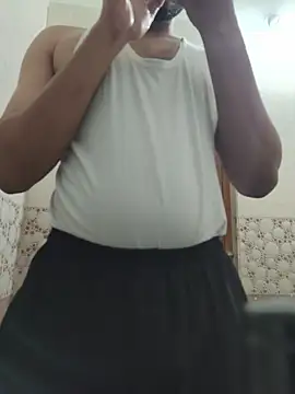 Snapshot of randit7 chatting on November 9, 1:59 am randit7 online show from November 9, 1:59 am