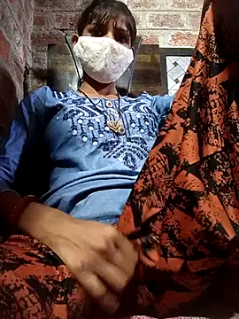 Snapshot of sweet_tanvi chatting on March 11, 5:49 am sweet tanvi online show from March 11, 5:49 am