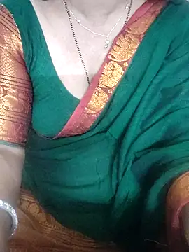 Snapshot of laxmitelugu78 chatting on October 30, 3:35 pm laxmitelugu78 online show from October 30, 3:35 pm