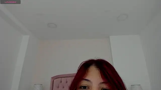 Snapshot of Kendall__Fox chatting on September 9, 3:50 am Kendall Fox online show from September 9, 3:50 am