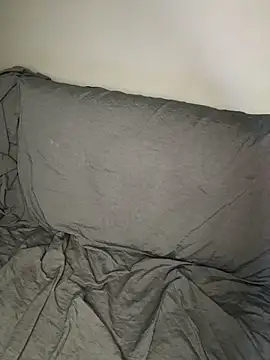 Snapshot of lovesgirl0 chatting on December 3, 6:06 pm lovesgirl0 online show from December 3, 6:06 pm