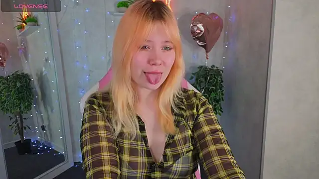 Amy Kimberlly online show from March 12, 12:39 am