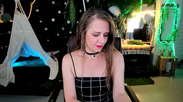EmiliaBedy online show from June 15, 9:44 am