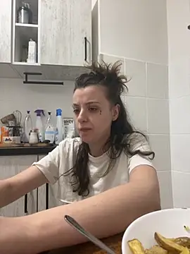 Snapshot of bunnythetailor chatting on November 18, 8:57 pm bunnythetailor online show from November 18, 8:57 pm