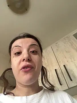 Snapshot of bunnythetailor chatting on March 14, 3:50 pm bunnythetailor online show from March 14, 3:50 pm