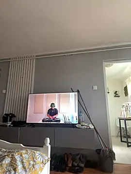 Snapshot of bunnythetailor chatting on April 4, 6:33 am bunnythetailor online show from April 4, 6:33 am