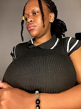 Boneca25 online show from January 8, 10:17 am