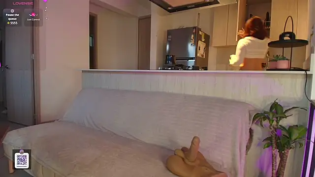 Mara Santoro online show from March 9, 10:58 pm