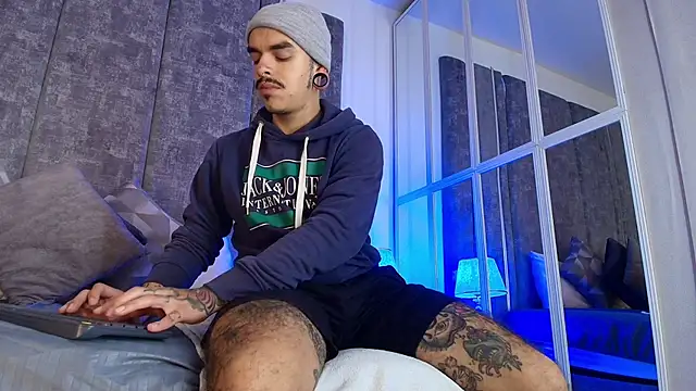 kaletattoo online show from May 1, 11:04 am