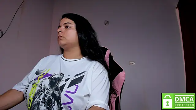 Snapshot of Little_Shaara chatting on October 31, 8:10 pm Little Shaara online show from October 31, 8:10 pm