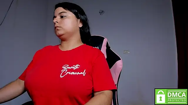 Snapshot of Little_Shaara chatting on November 3, 8:43 pm Little Shaara online show from November 3, 8:43 pm