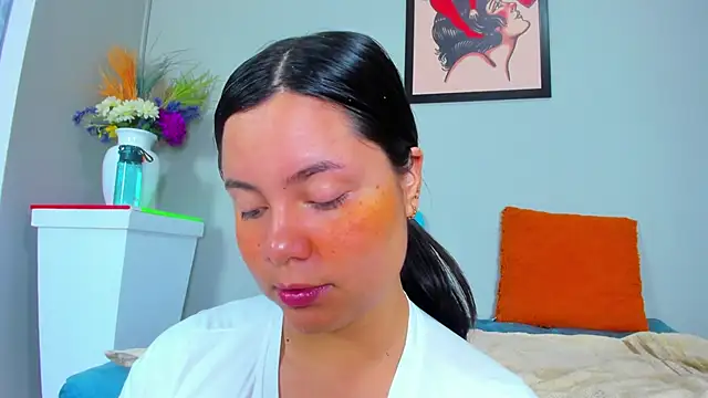 evaa greey online show from September 29, 9:19 pm