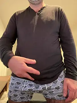 Snapshot of harrychest chatting on April 29, 3:05 pm harrychest online show from April 29, 3:05 pm