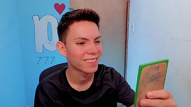 Alexxx lov online show from April 29, 12:31 pm