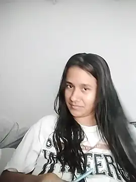 Snapshot of sol_miluna2 chatting on July 31, 3:06 am sol miluna2 online show from July 31, 3:06 am
