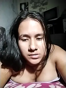 Snapshot of sol_miluna2 chatting on August 1, 3:50 am sol miluna2 online show from August 1, 3:50 am