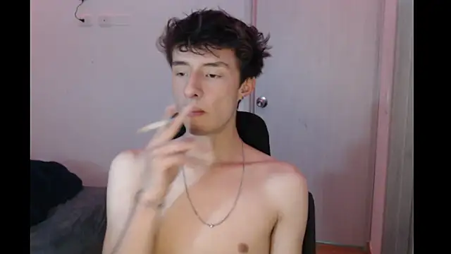 Snapshot of Juanmres chatting on November 12, 3:18 am Juanmres online show from November 12, 3:18 am